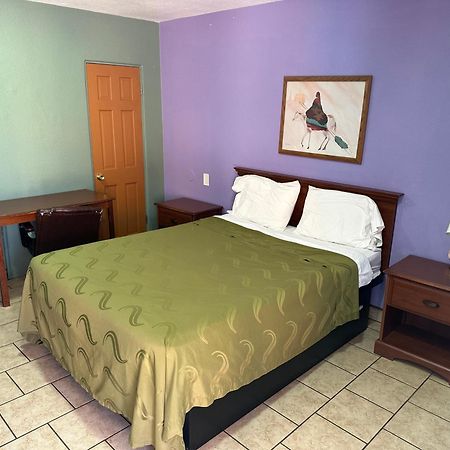 Western Inn רוזוול מראה חיצוני תמונה