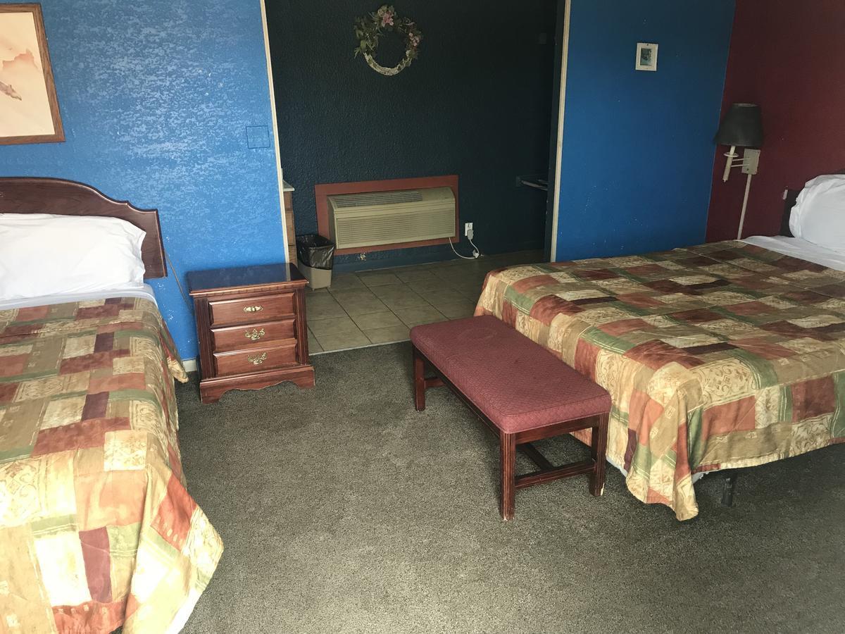 Western Inn רוזוול מראה חיצוני תמונה