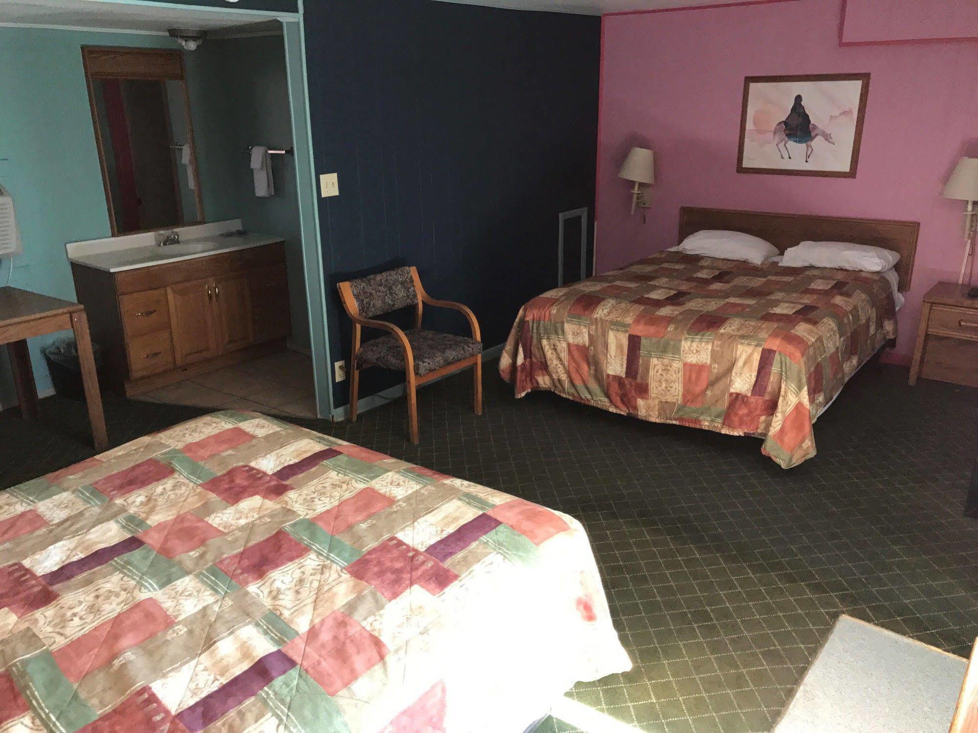 Western Inn רוזוול מראה חיצוני תמונה